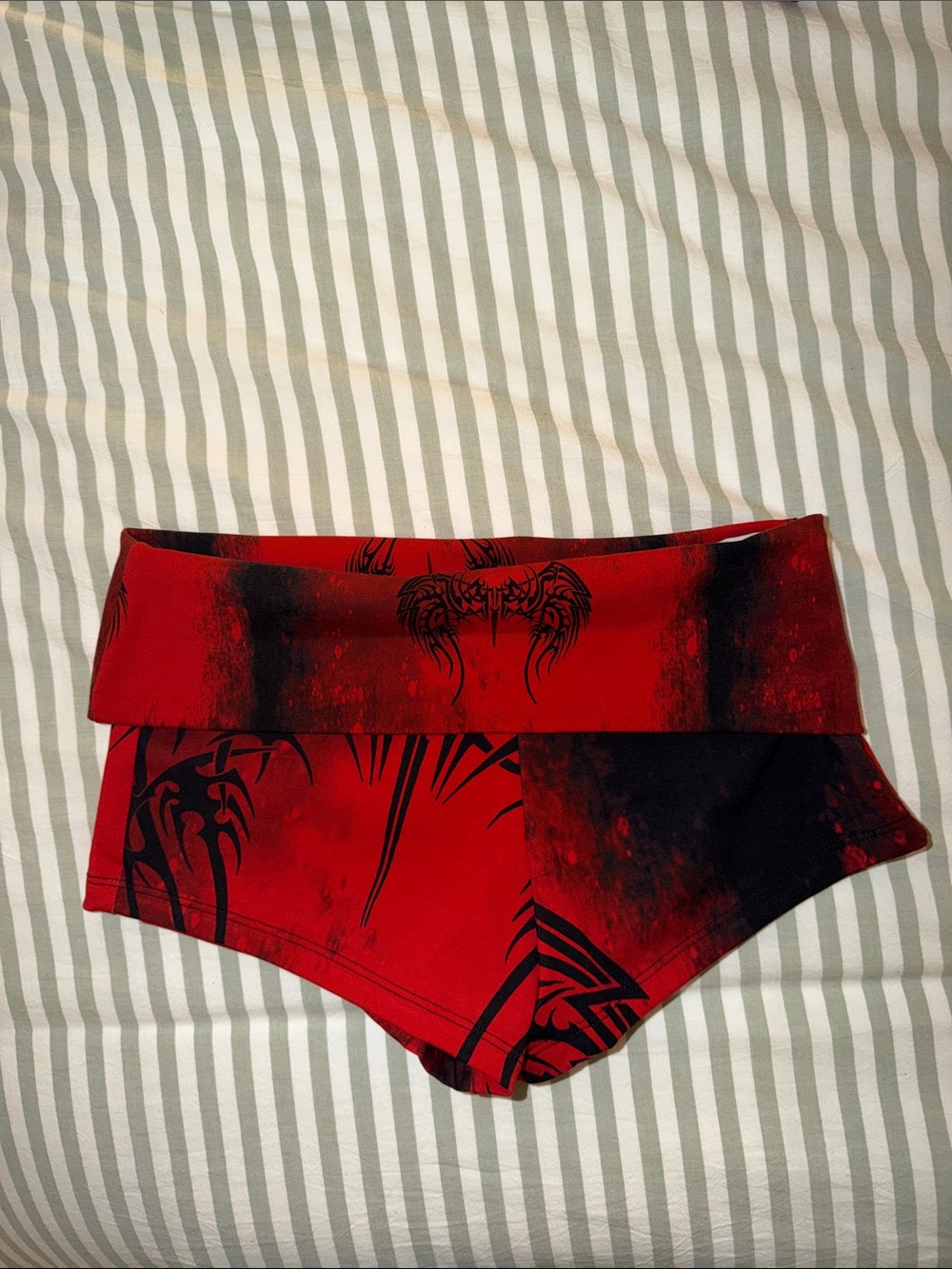 Red and Black Tribal Print Women's Yoga Shorts - Picture 3 of 5